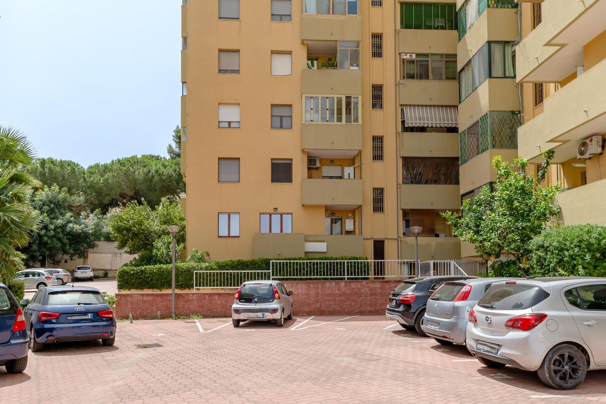 Kalbia Apartment Or Rooms Renovated, Functional, Intimate And More Cagliari Zewnętrze zdjęcie